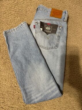 Levi's women’s 501 - Light Wash Blue